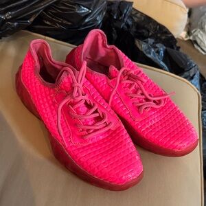 Women's Pink Sneakers